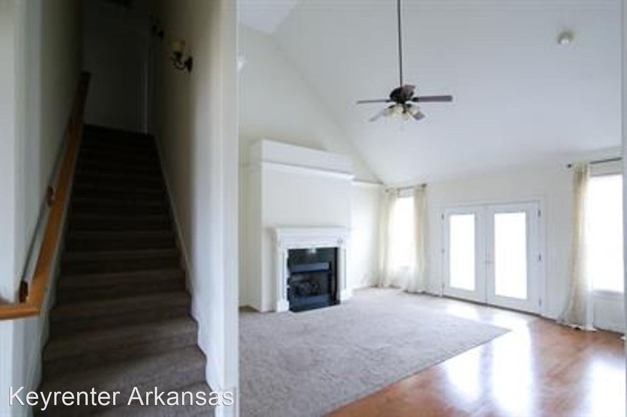 3766 Rock Springs St - Photo 3 of 18