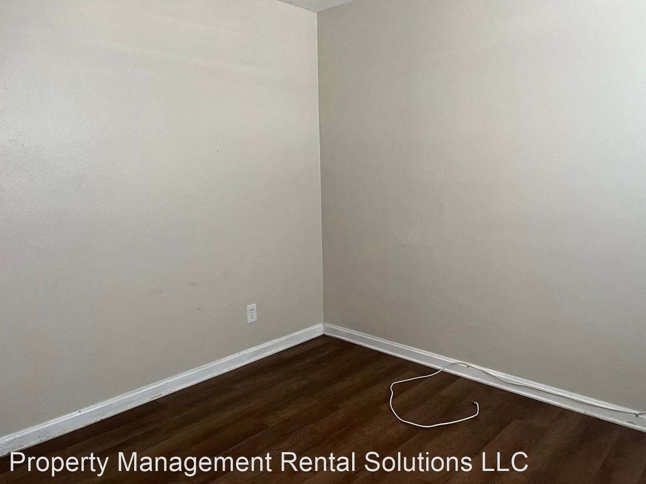 42 Princeton Ave - Photo 3 of 6