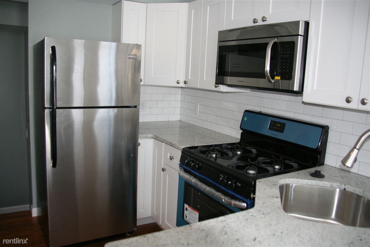 4327 Main St - Photo 2 of 19