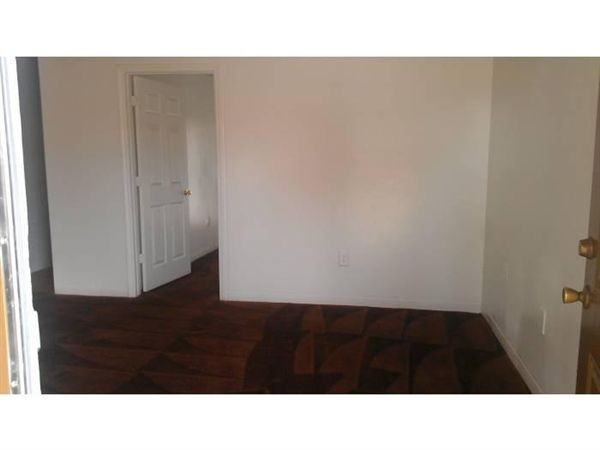 Cinnamon Cove Apartments - Photo 3 of 6