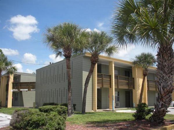 Cinnamon Cove Apartments - Photo 2 of 6