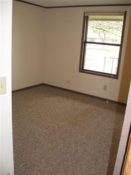 Heathmoore Apartments - Photo 3 of 6