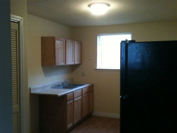 Palm Terrace Apartments - Photo 2 of 4