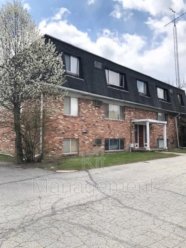 720 W Alexis Rd - Photo 3 of 8