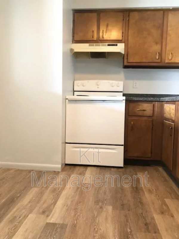 720 W Alexis Rd - Photo 6 of 8