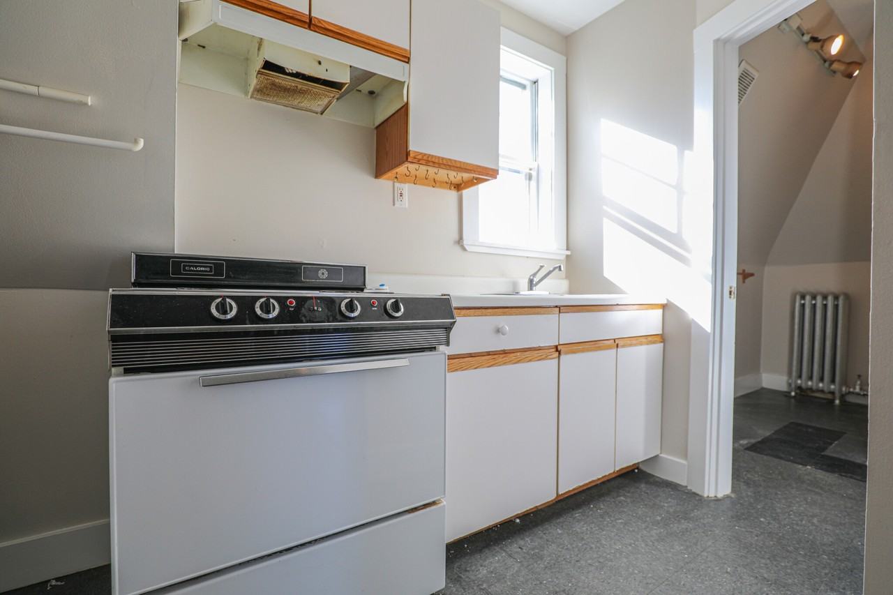 24 Murdock St #5 - Photo 5 of 7