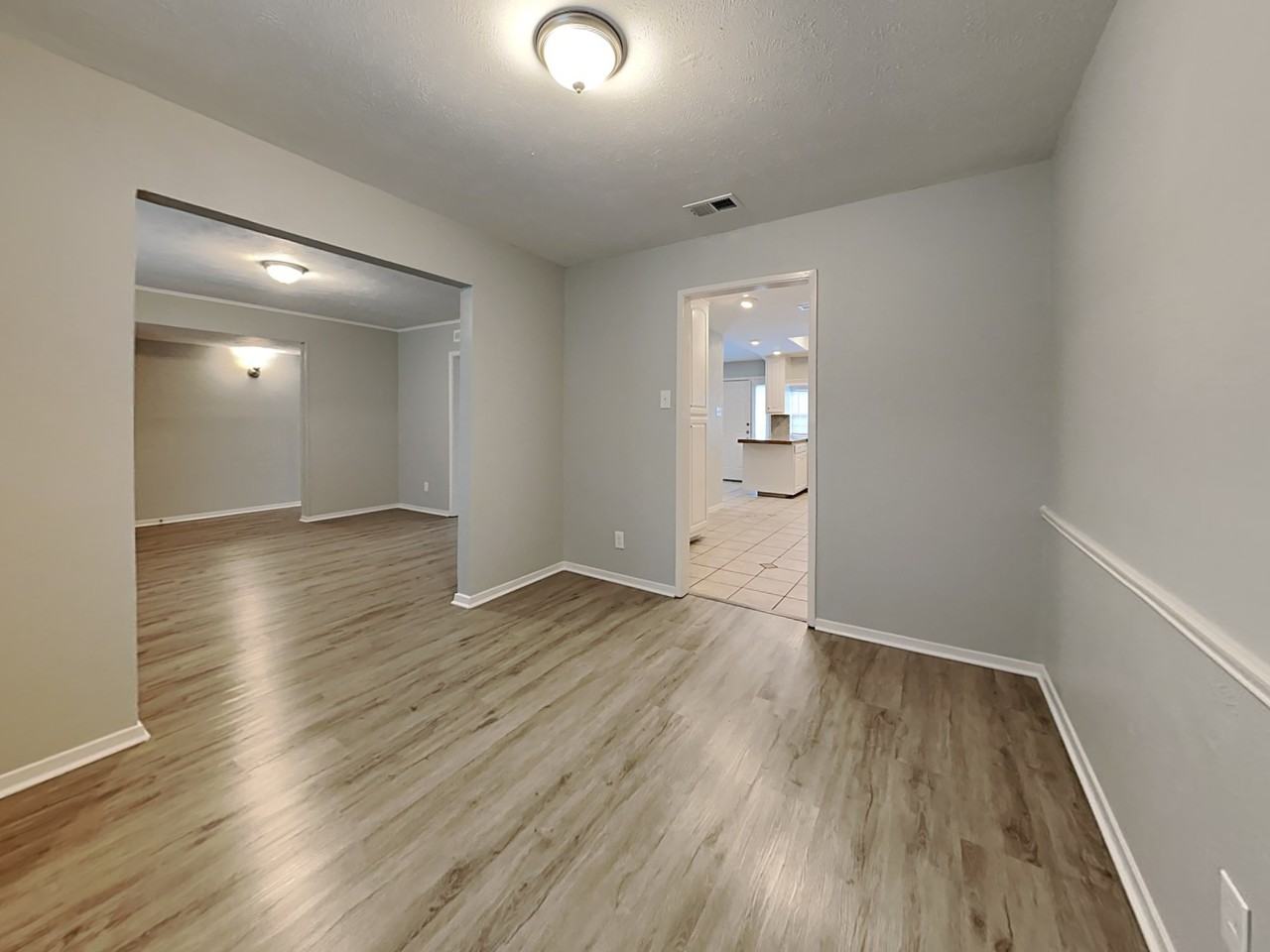 710 Oakland St - Photo 3 of 21
