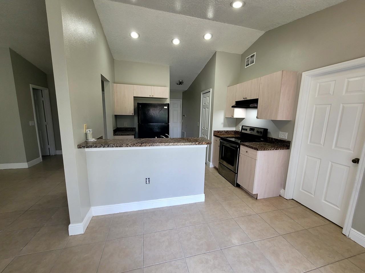 705 Caribou Dr - Photo 7 of 15