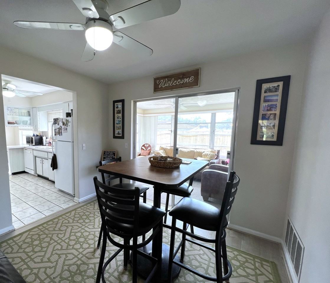 1595 Idle Dr - Photo 5 of 19