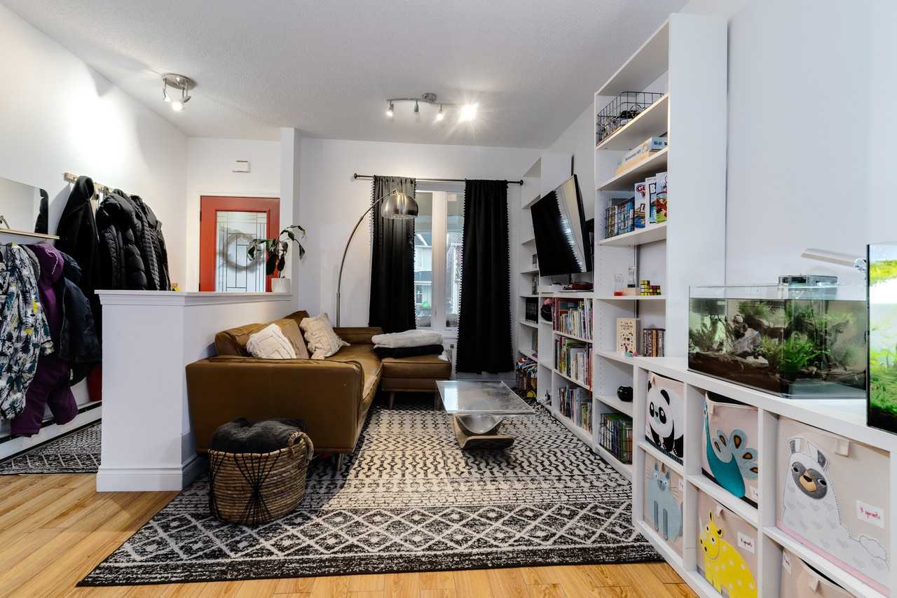 13 Royal Street - Photo 3 of 37