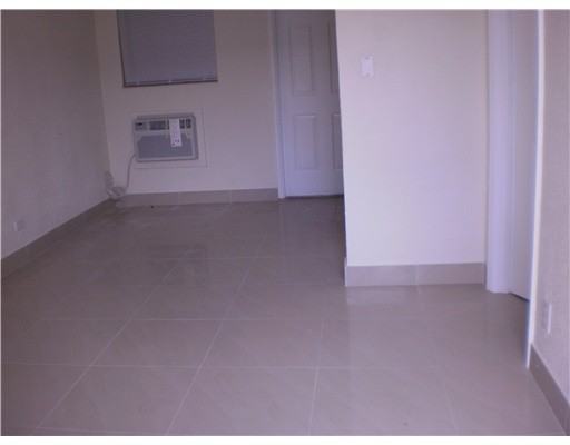 133 Southwest 5th Court ##A - Photo 2 of 10