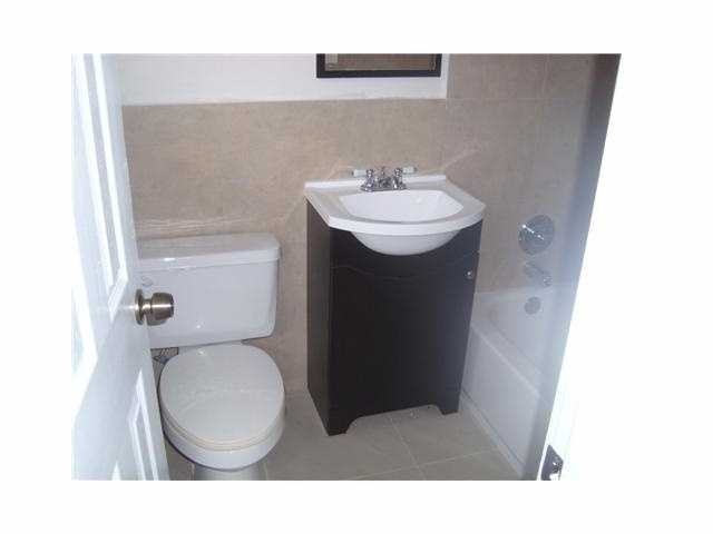 133 Southwest 5th Court ##A - Photo 7 of 10