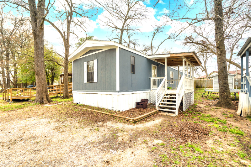 14541 Enchanted Waters Dr - Photo 2 of 17