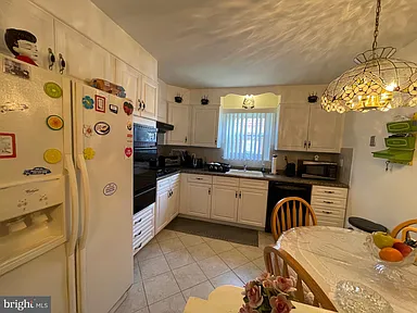 2310 Loney St - Photo 3 of 5