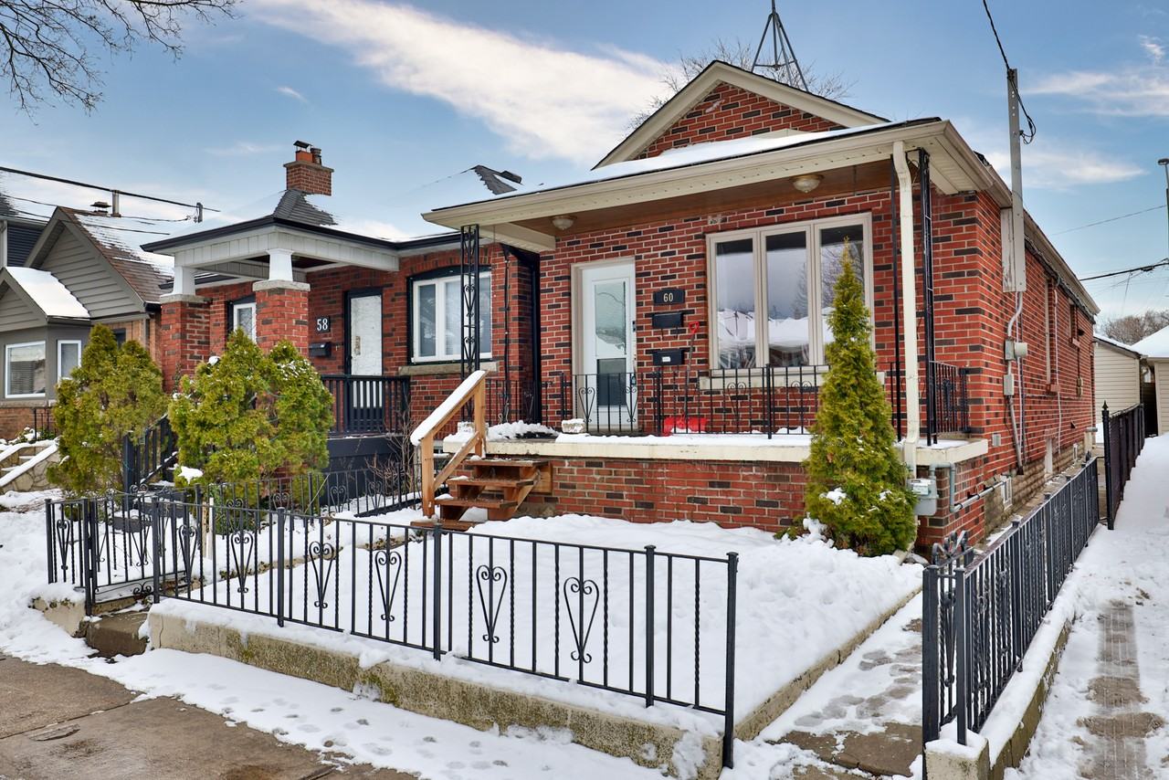 60 Lesmount Avenue #LOWER