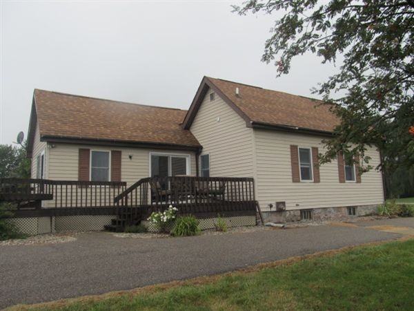 1352 E Parmeter Rd - Photo 3 of 12