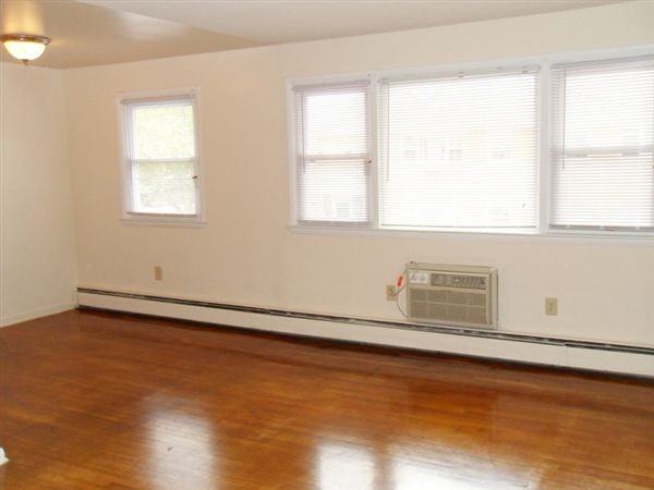 Venice Park Apartments 1914 N Missouri Ave, Atlantic City, NJ 08401