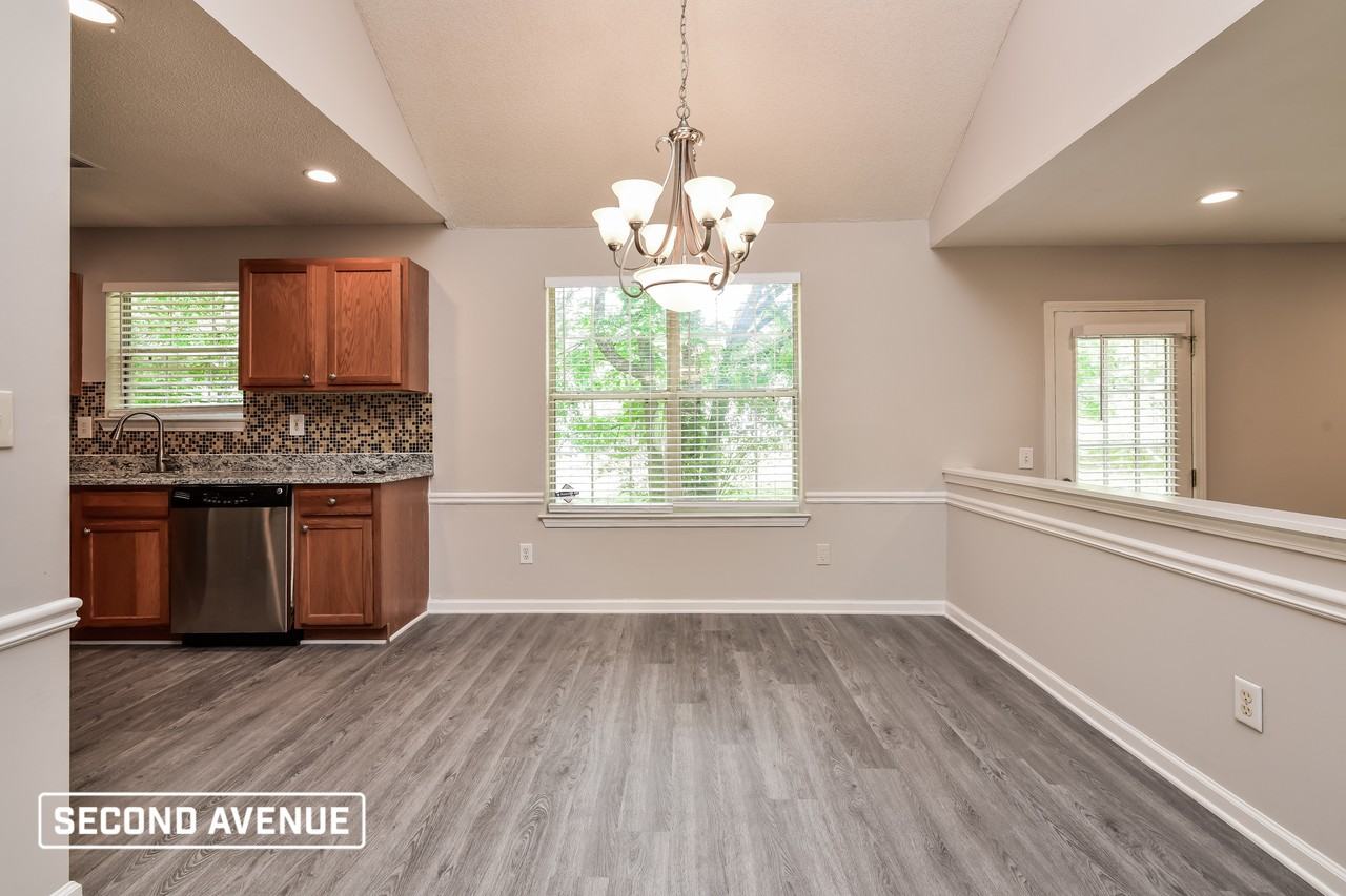 2676 Boulder Pointe Way - Photo 6 of 18