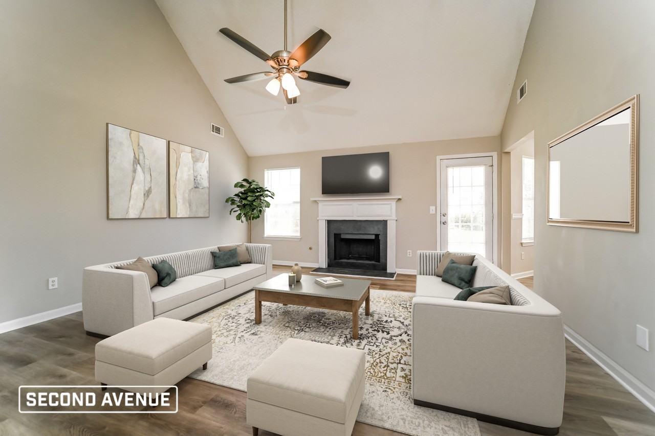 505 Vaughan Valley Vw - Photo 2 of 15