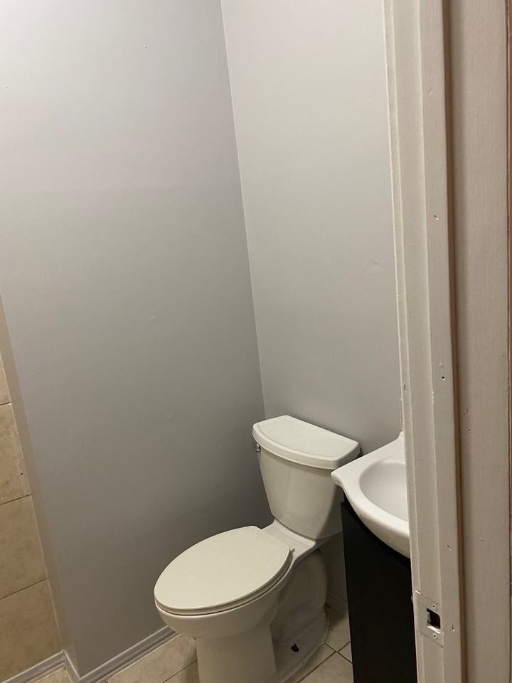 182 1/2 Locke St S Apartments 182 Locke Street South 5, Hamilton, ON