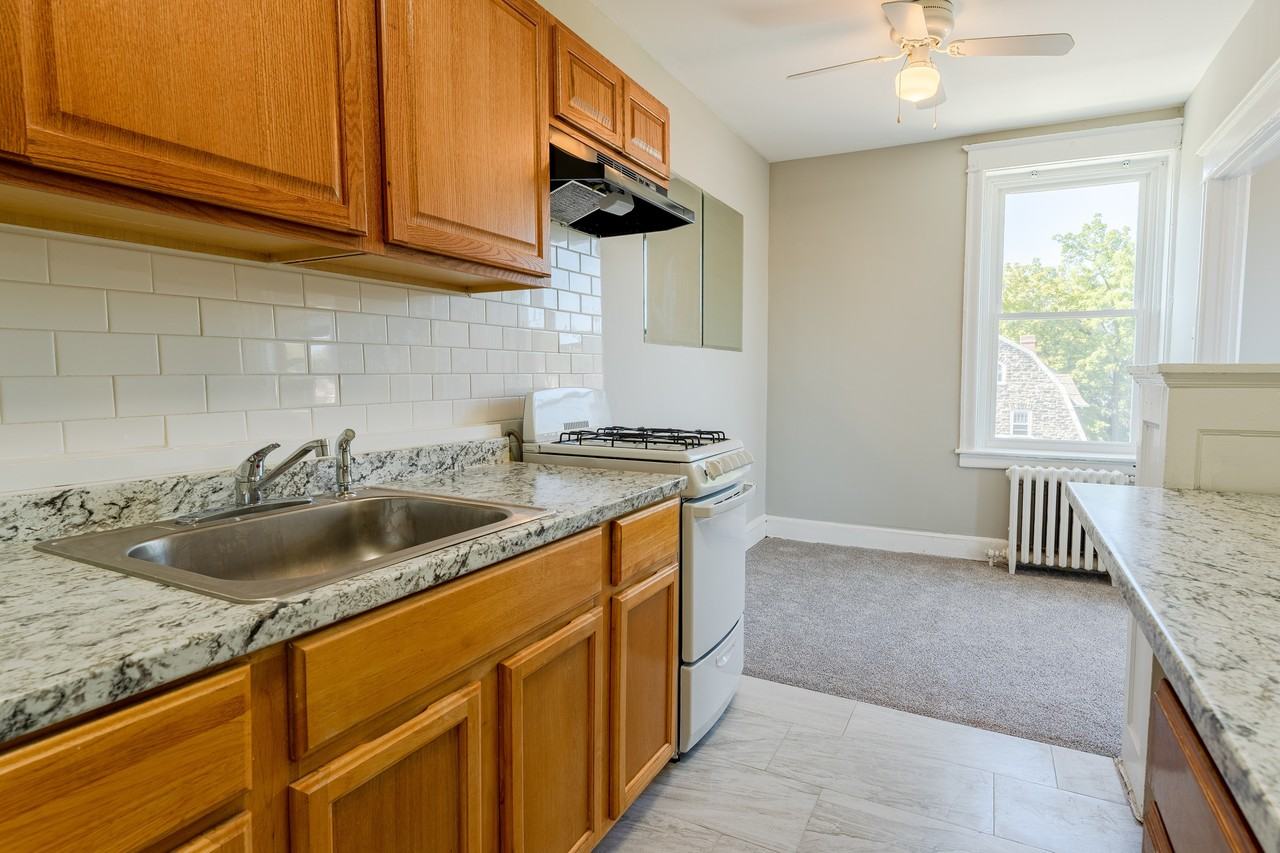 Belmont Place - Photo 5 of 18