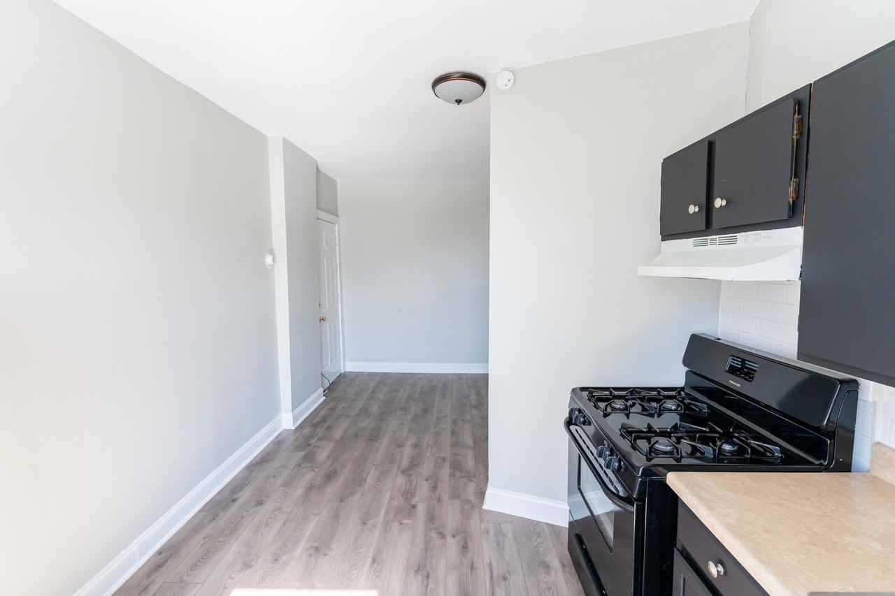 MAP Bridgeport Apartments - Photo 6 of 29