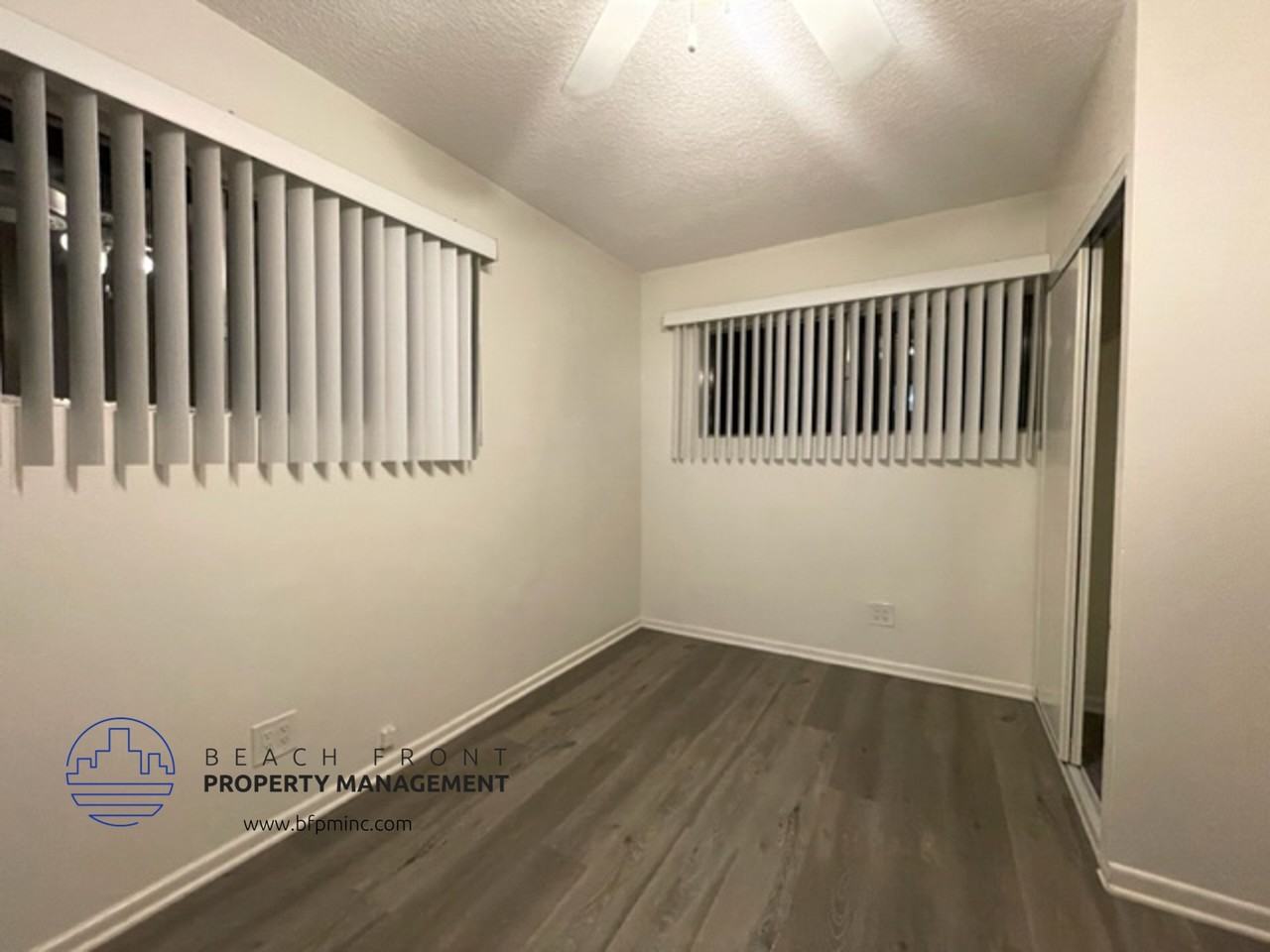 2521 Mathews Ave. - Photo 4 of 9