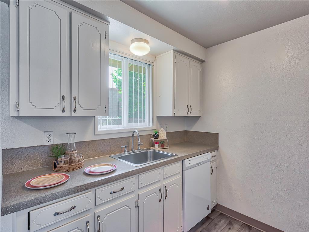 Beverly Gardens Apartments 1590 Se Roberts Dr, Gresham, OR 97080 Zumper