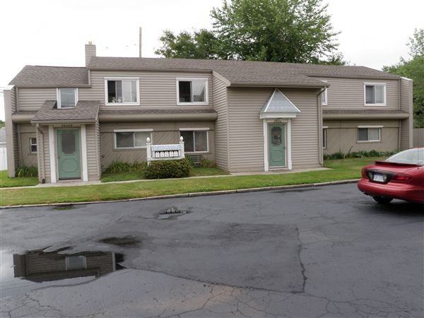 26326 Harper - Photo 2 of 3