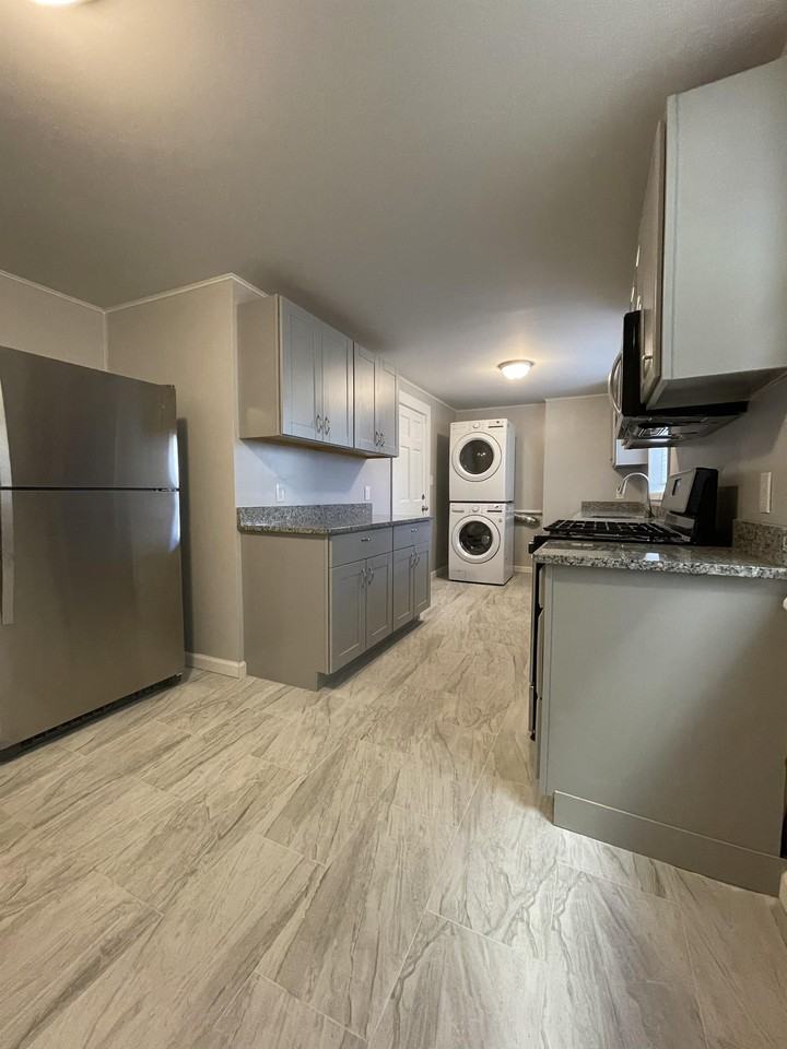 34 High St 1st Fl #1stFL - Photo 2 of 9