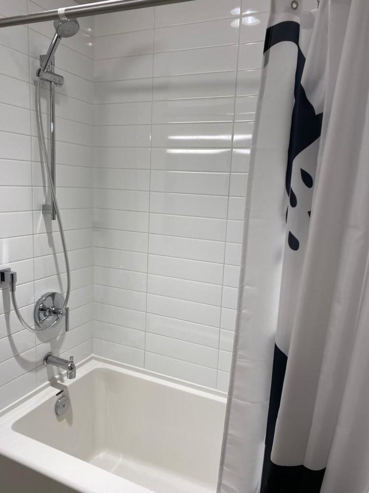 2550 164 Street - Photo 4 of 12