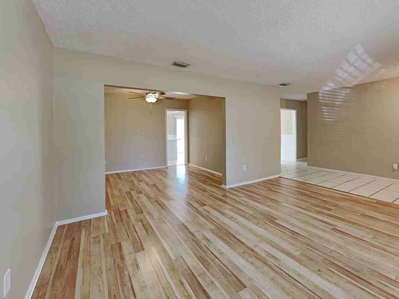 7001 Nw 11th Pl - Photo 3 of 18