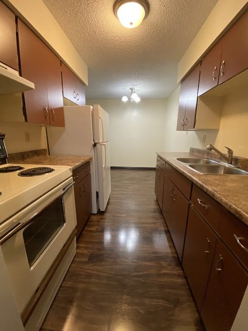 112 Tamarack Dr - Photo 6 of 20