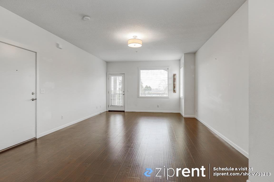 4950 Se Franklin St #5 - Photo 2 of 15