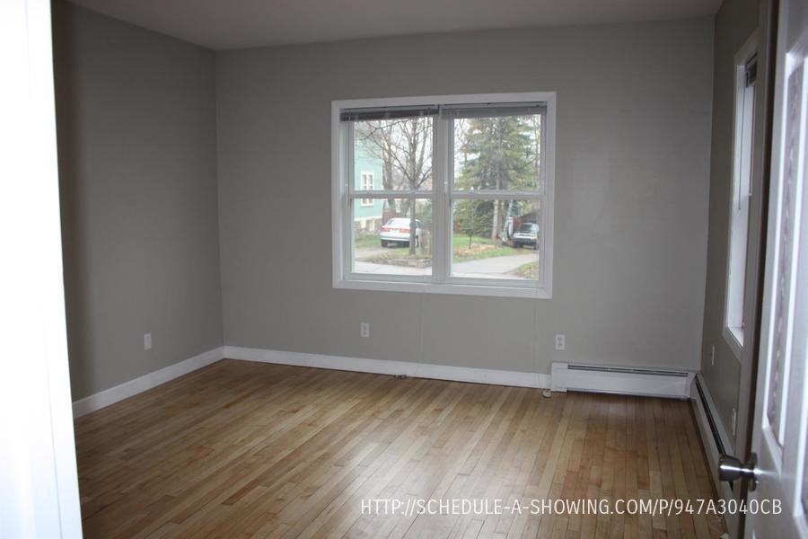 339 W Crescent St #1 - Photo 6 of 10