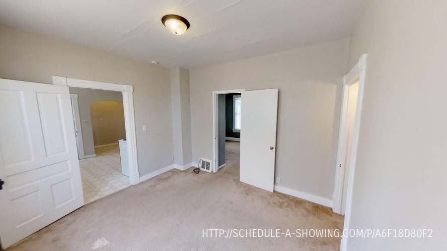 215 W Prospect St #1 - Photo 5 of 6