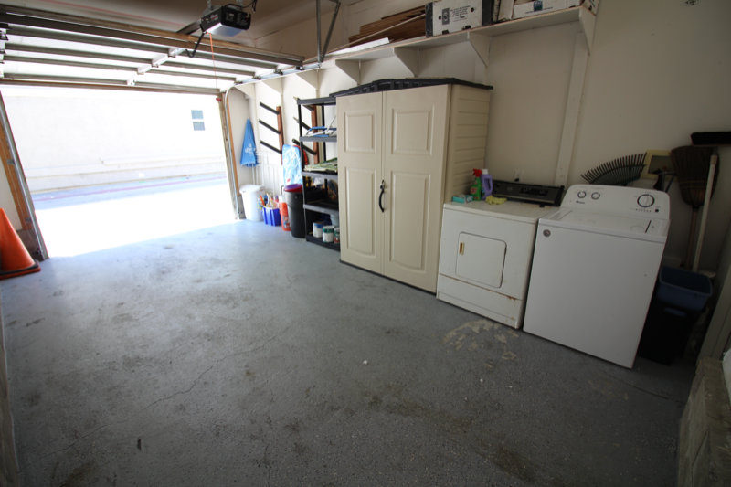 717 Portsmouth Ct - Photo 6 of 48