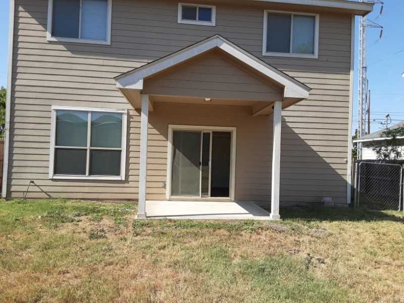 106 Cornell Ave - Photo 2 of 20