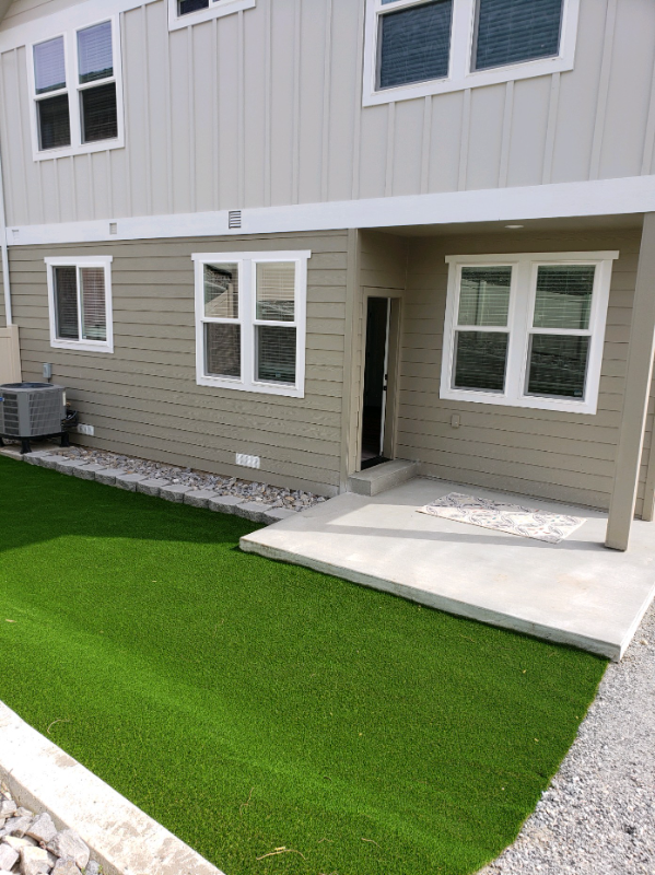 1550 N Western Ave - Photo 2 of 5