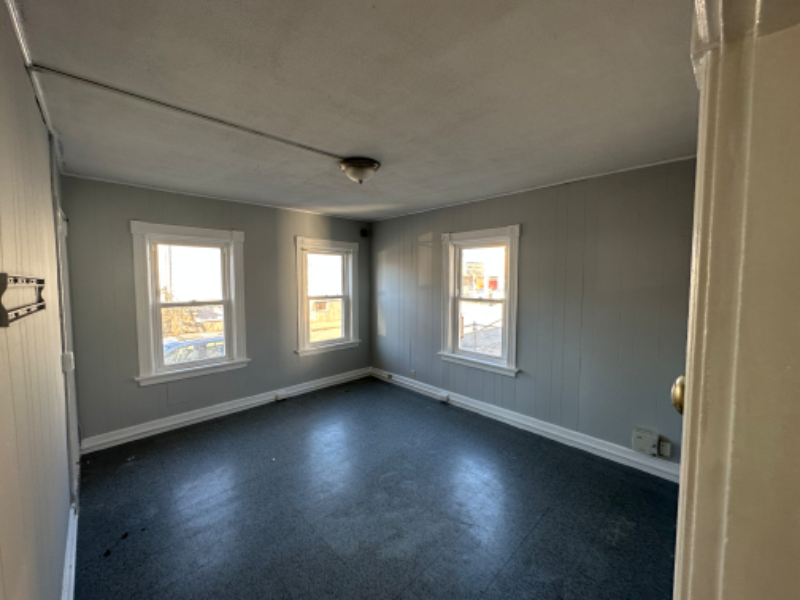 35 Mill St - Photo 2 of 11
