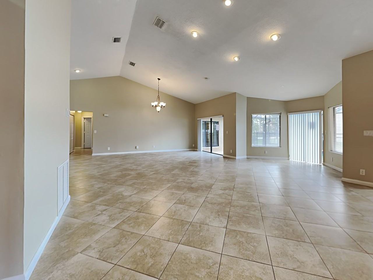 5926 Nw 54th Dr - Photo 3 of 24