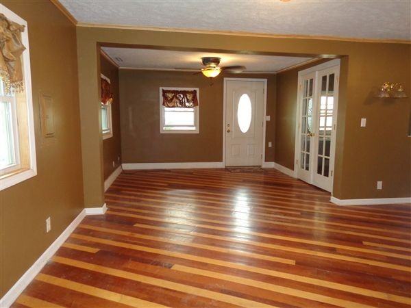 7340 Pine Bay Dr NE - Photo 2 of 6