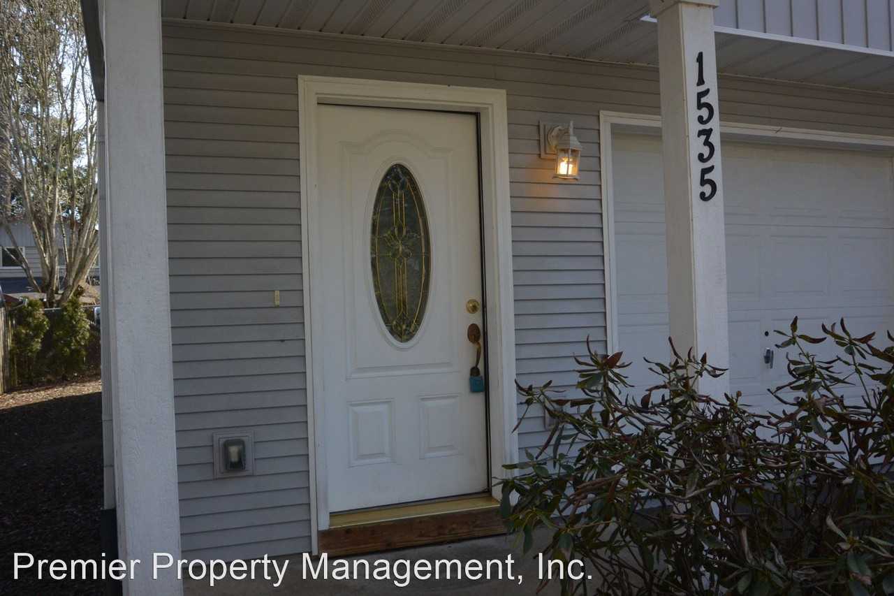 1535 Cellars Ave - Photo 2 of 38