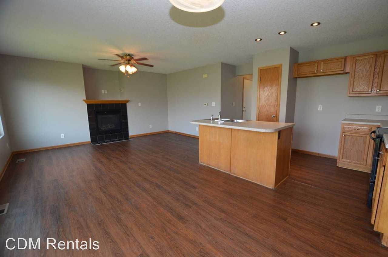 6540 Se Sundancer Swing - Photo 3 of 18