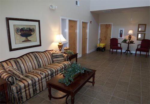 Bunce Manor - Photo 3 of 4