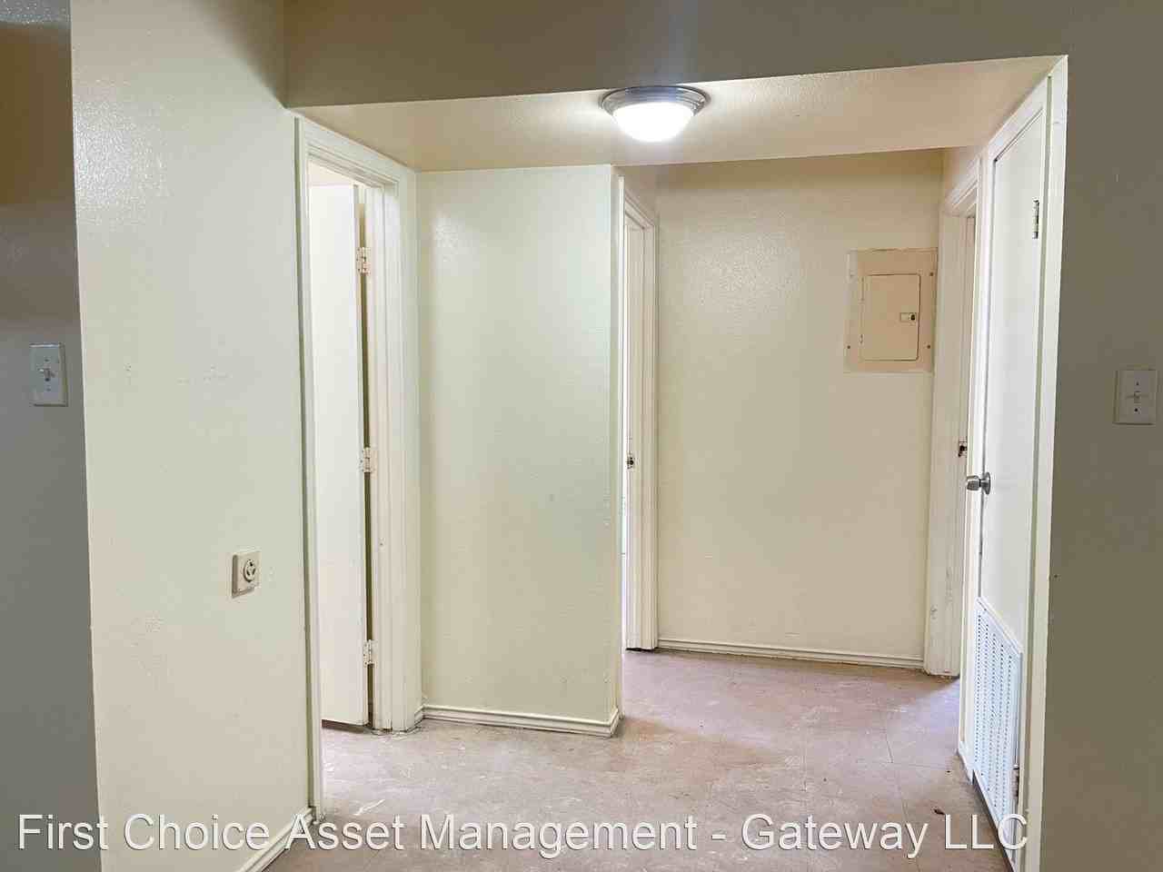 2517 Norton St - Photo 3 of 8