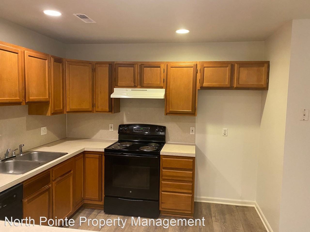 32 Heron Dr - Photo 2 of 28