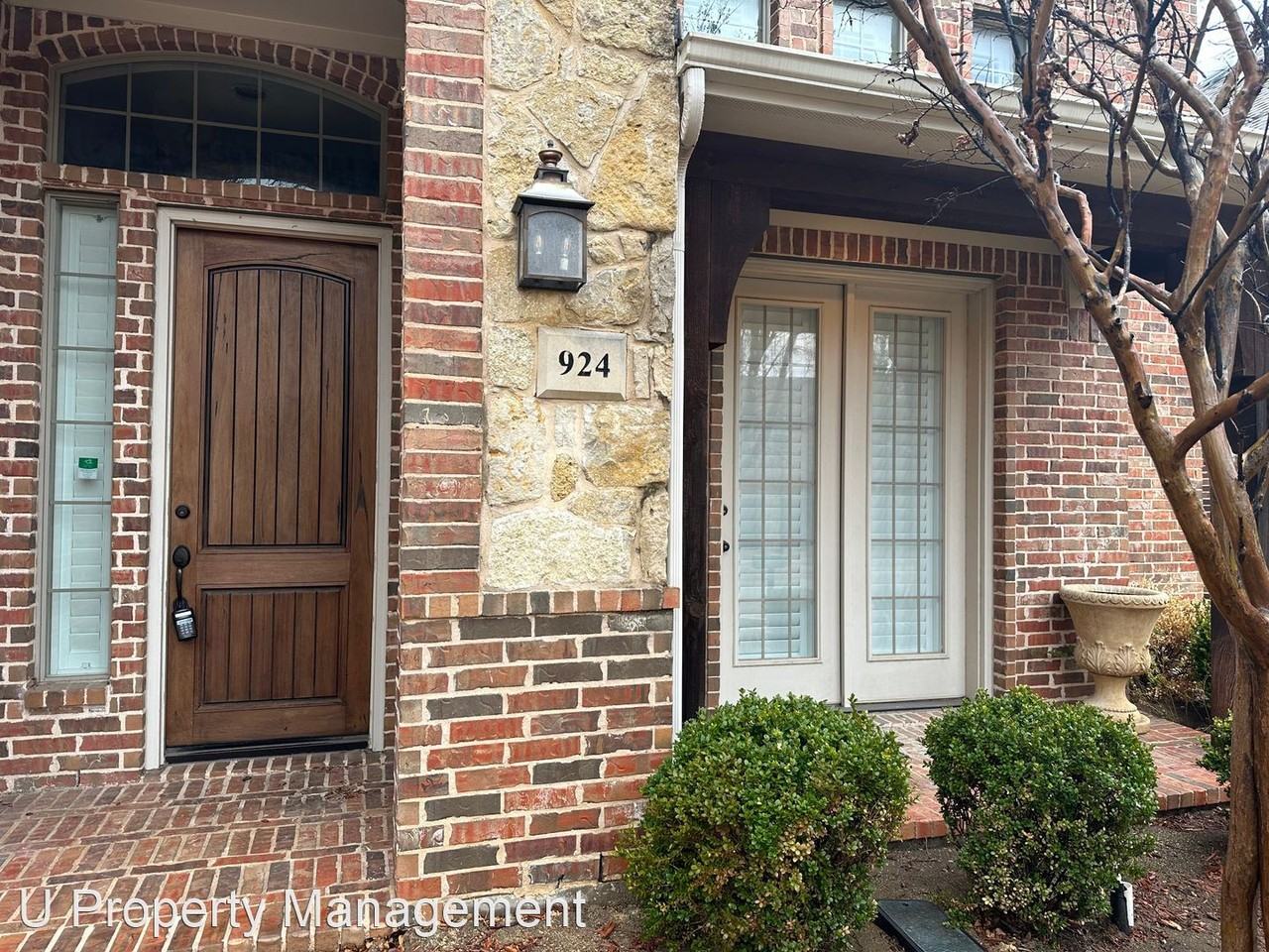 924 Sloan Dr - Photo 3 of 27