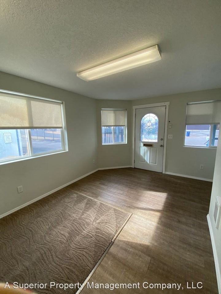 157 W Sisters Park Dr #101 - Photo 3 of 13