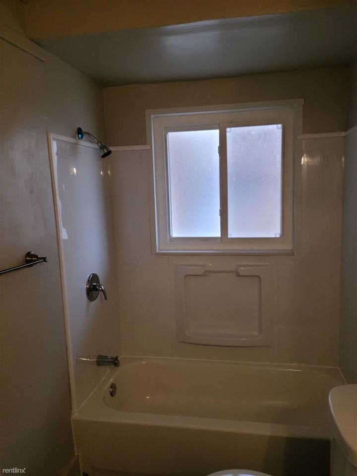 Upscale Apartments - Photo 3 of 10